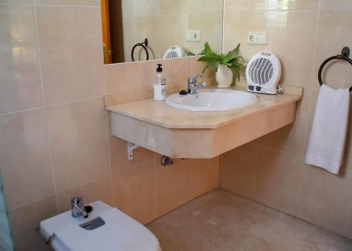 Paradise - Dalias Нерха